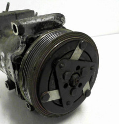 Compresseur clim CITROEN XSARA PICASSO Photo n°1