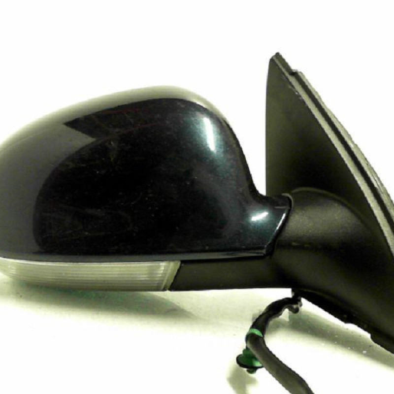 Retroviseur droit VOLKSWAGEN JETTA 3