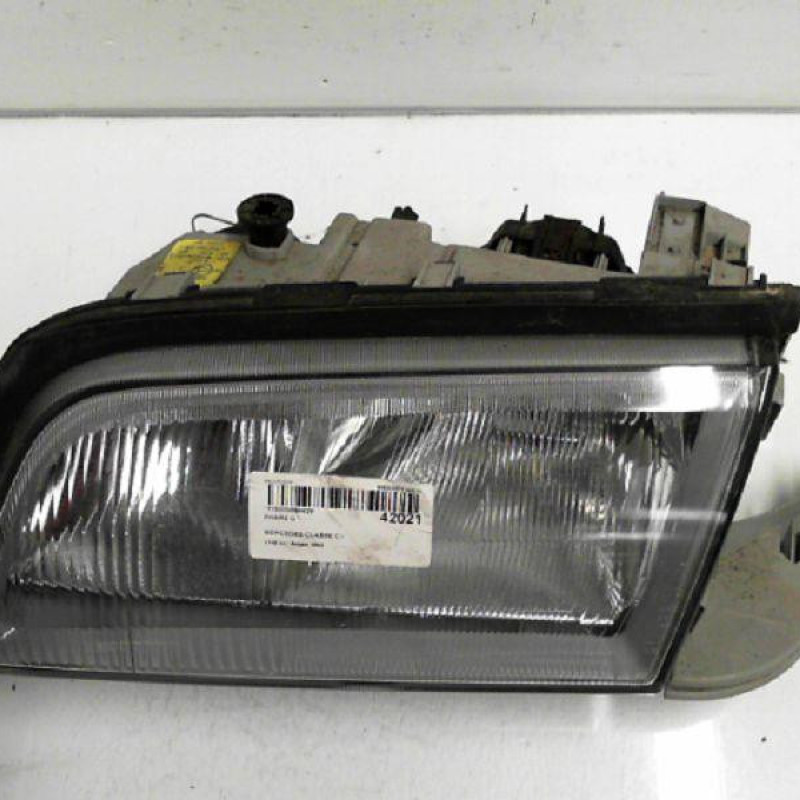 Optique avant principal gauche (feux)(phare) MERCEDES CLASSE C 202