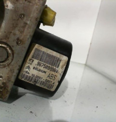 Bloc ABS (freins anti-blocage) CITROEN C3 2 Photo n°3