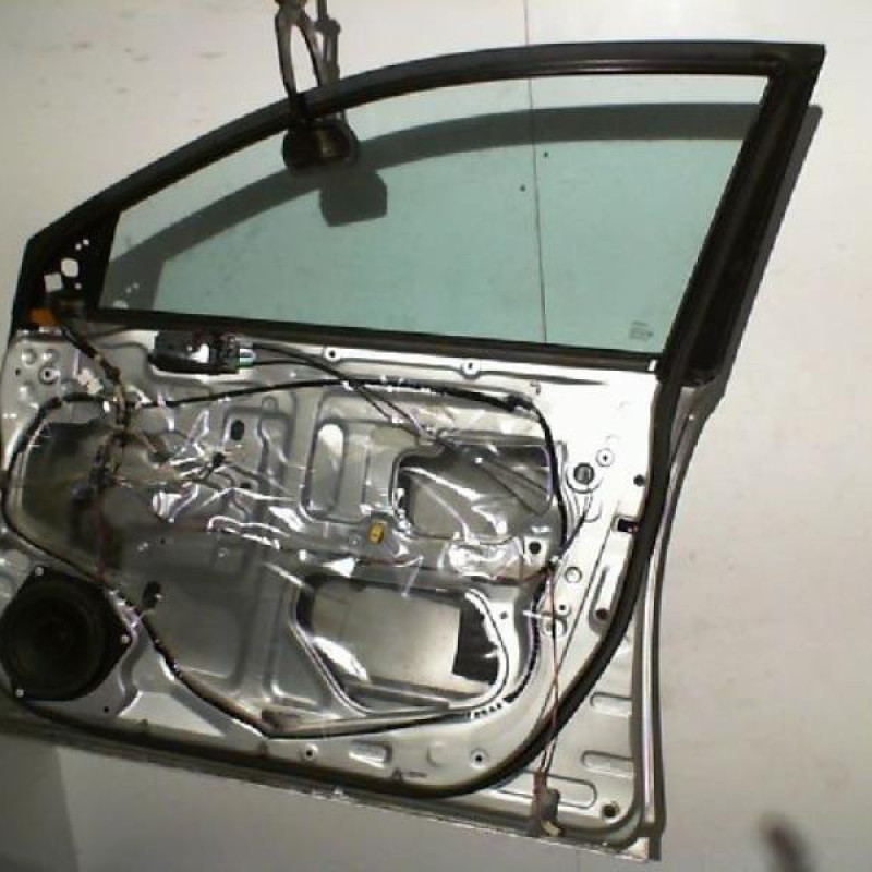 Porte avant droit TOYOTA AVENSIS 2