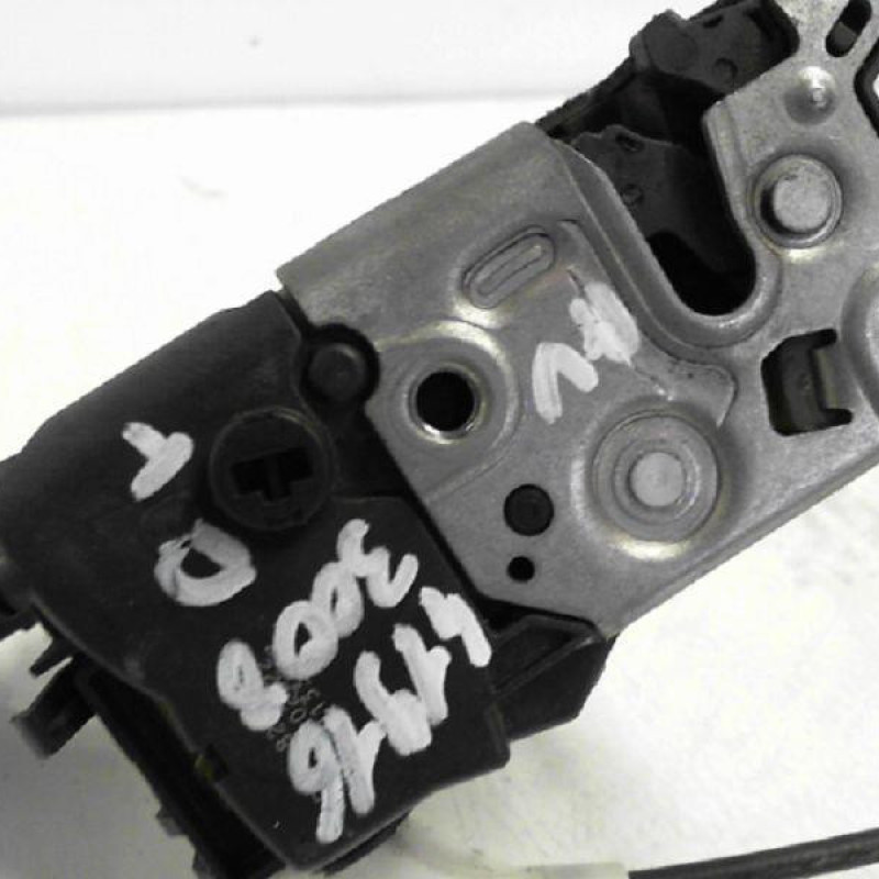 Serrure avant droit PEUGEOT 3008 1