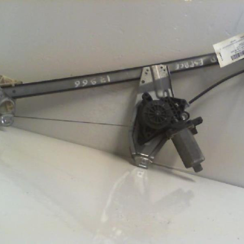 Leve vitre electrique avant droit RENAULT ESPACE