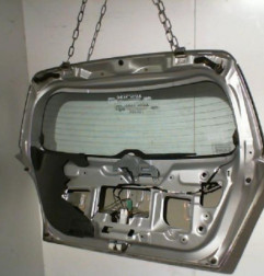 Malle/Hayon arriere SUZUKI SWIFT 3 Photo n°3