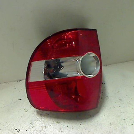Feu arriere principal droit (feux) VOLKSWAGEN FOX Photo n°1