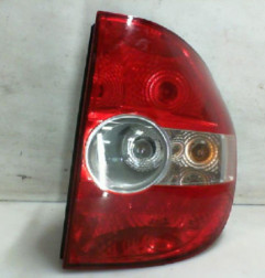 Feu arriere principal droit (feux) VOLKSWAGEN FOX Photo n°5