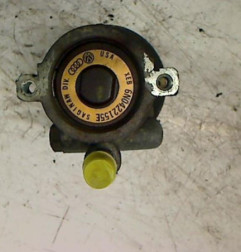 Pompe de direction VOLKSWAGEN POLO