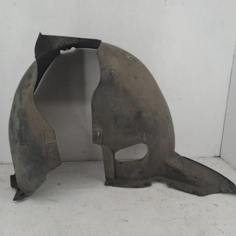 Pare boue avant gauche VOLKSWAGEN TOURAN 1