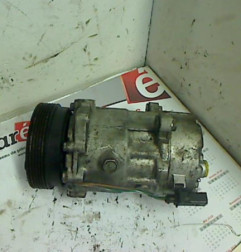 Compresseur clim VOLKSWAGEN GOLF 4