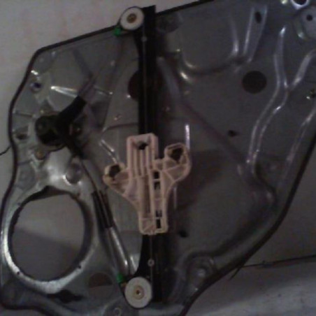 Leve vitre mecanique arriere gauche VOLKSWAGEN POLO Photo n°1