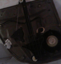 Mecanisme de leve vitre electrique arriere droit VOLKSWAGEN GOLF Photo n°1