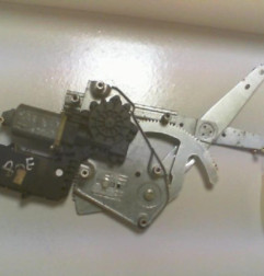 Leve vitre electrique arriere gauche VOLKSWAGEN GOLF 3 Photo n°3