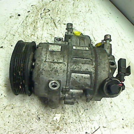 Compresseur clim VOLKSWAGEN POLO 4