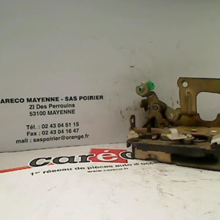 Serrure avant droit RENAULT R19