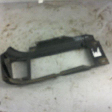 Enjoliveur de phare gauche RENAULT MASTER 1