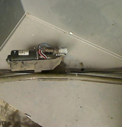 Moteur essuie glace avant RENAULT CLIO 1