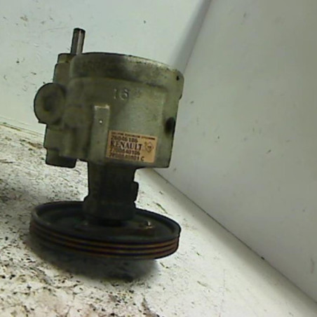 Pompe de direction RENAULT MEGANE
