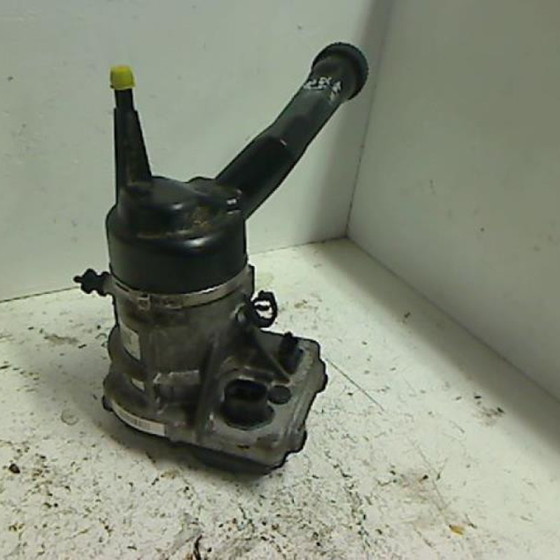 Pompe de direction PEUGEOT 308