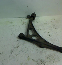 Triangle avant droit PEUGEOT 405 Photo n°3