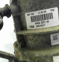 Pompe de direction PEUGEOT 308 Photo n°5