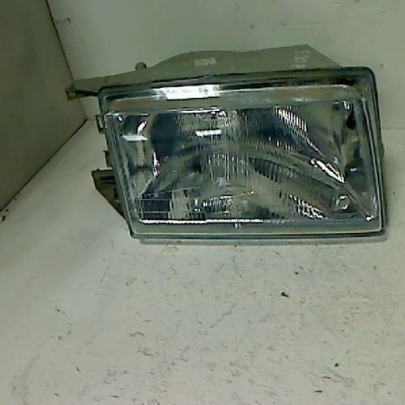 Optique avant principal droit (feux)(phare) RENAULT R25