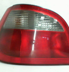 Feu arriere principal gauche (feux) RENAULT MEGANE 1 Photo n°4