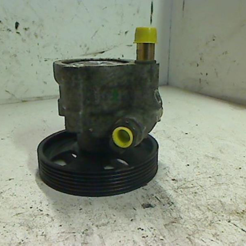 Pompe de direction RENAULT LAGUNA 2