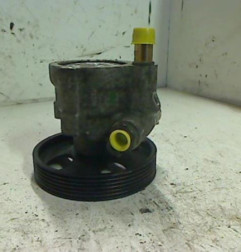 Pompe de direction RENAULT LAGUNA 2 Photo n°3