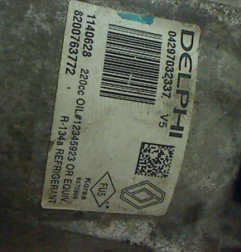 Compresseur clim RENAULT MASTER 2 Photo n°4