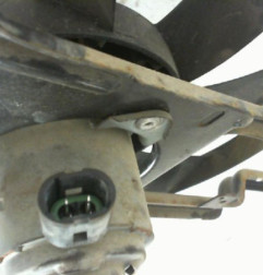 Moto ventilateur radiateur RENAULT TWINGO Photo n°4