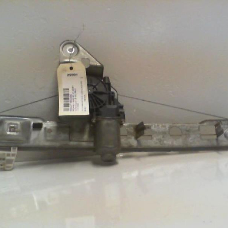 Leve vitre electrique arriere gauche RENAULT MEGANE 2