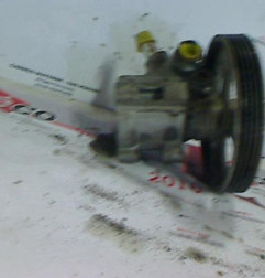 Pompe de direction PEUGEOT 306 Photo n°1