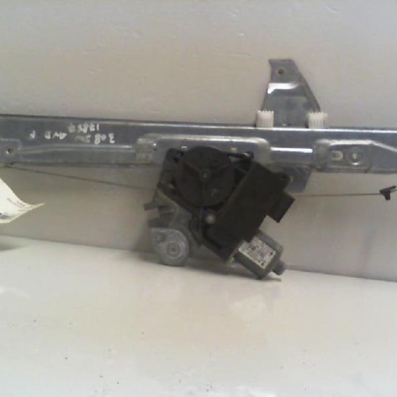 Leve vitre electrique avant droit PEUGEOT 308