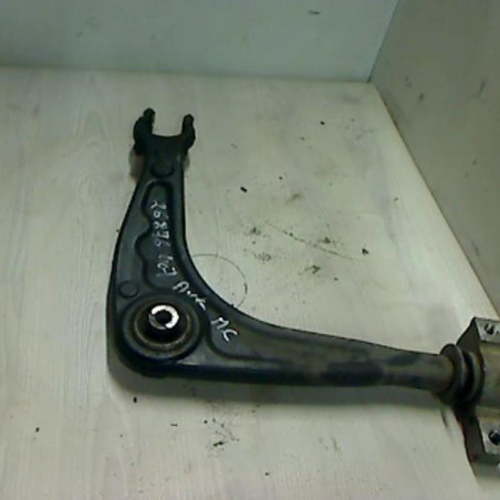 Triangle avant gauche PEUGEOT 407