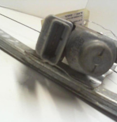 Leve vitre electrique arriere gauche CITROEN C4 Photo n°4