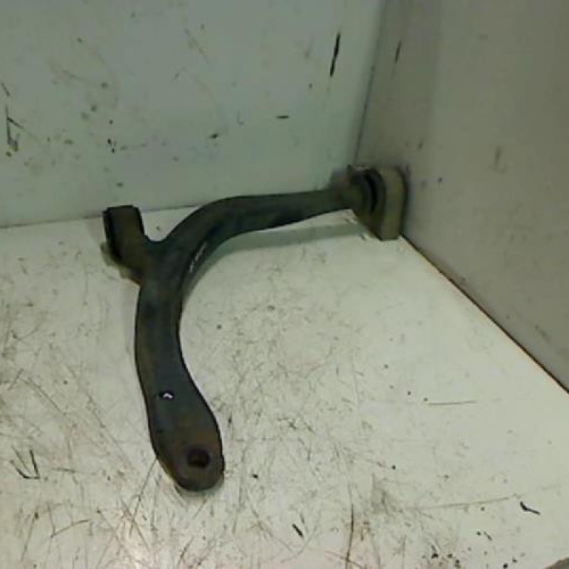 Triangle avant gauche CITROEN C5 1