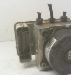 Bloc ABS (freins anti-blocage) CITROEN C3 2 Photo n°3