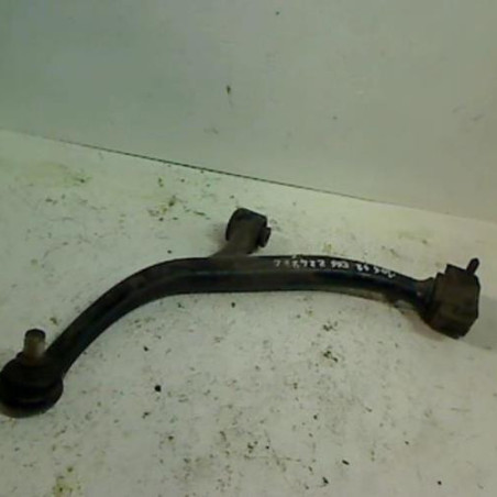 Triangle avant gauche PEUGEOT 106 Photo n°1