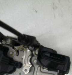 Serrure avant gauche VOLVO V 40 2 Photo n°6