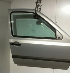 Porte avant droit VOLKSWAGEN GOLF 3 Photo n°1