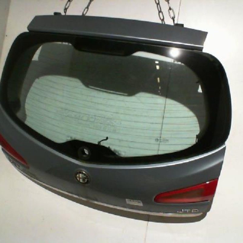 Malle/Hayon arriere ALFA ROMEO 147