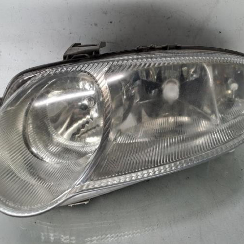 Optique avant principal gauche (feux)(phare) ALFA ROMEO 147