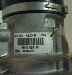 Pompe de direction CITROEN C4 PICASSO 1 Photo n°4