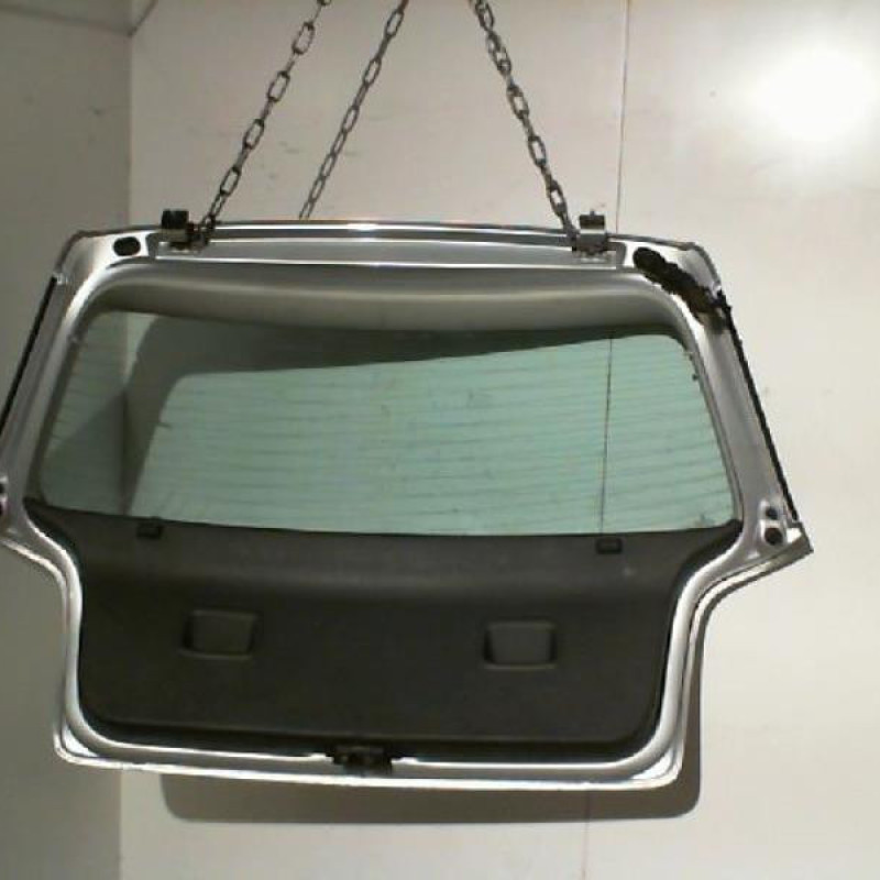 Malle/Hayon arriere VOLKSWAGEN POLO 4