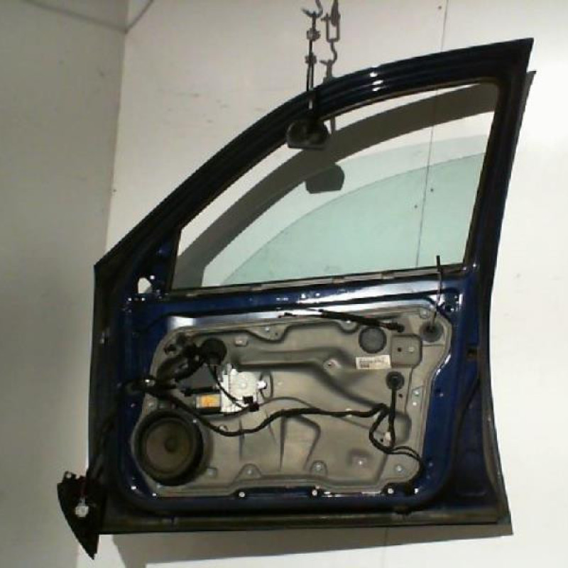 Porte avant droit VOLKSWAGEN GOLF 4