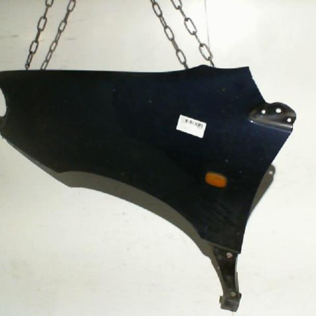 Aile avant gauche TOYOTA PICNIC Photo n°1