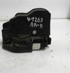 Serrure arriere droit BMW SERIE 1 E87
