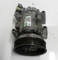 Compresseur clim RENAULT MODUS Photo n°5