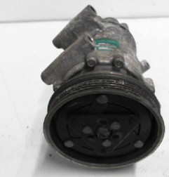 Compresseur clim RENAULT CLIO 2 Photo n°3
