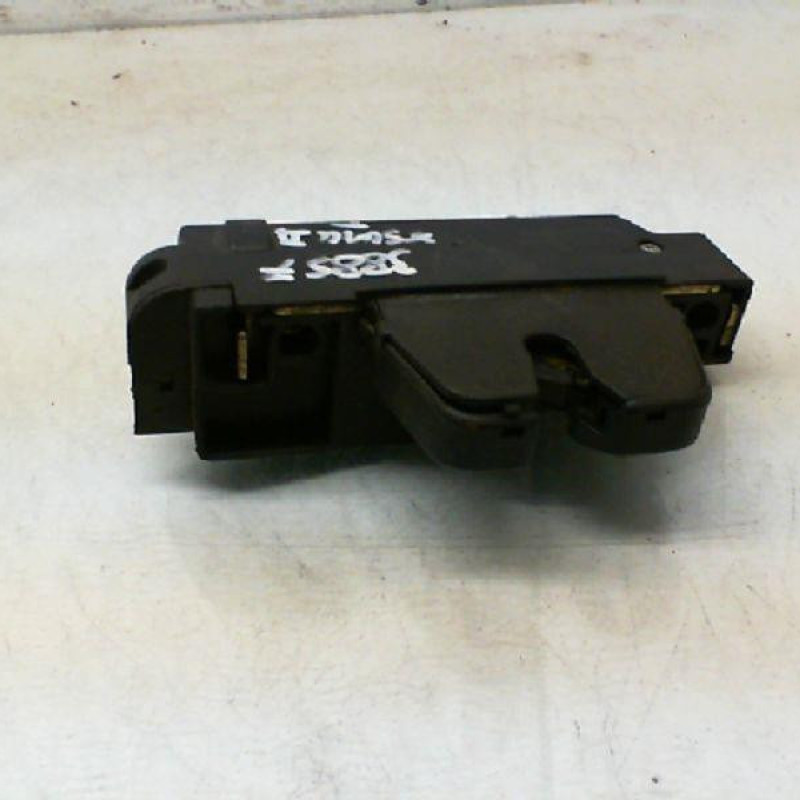 Serrure de hayon CITROEN XSARA